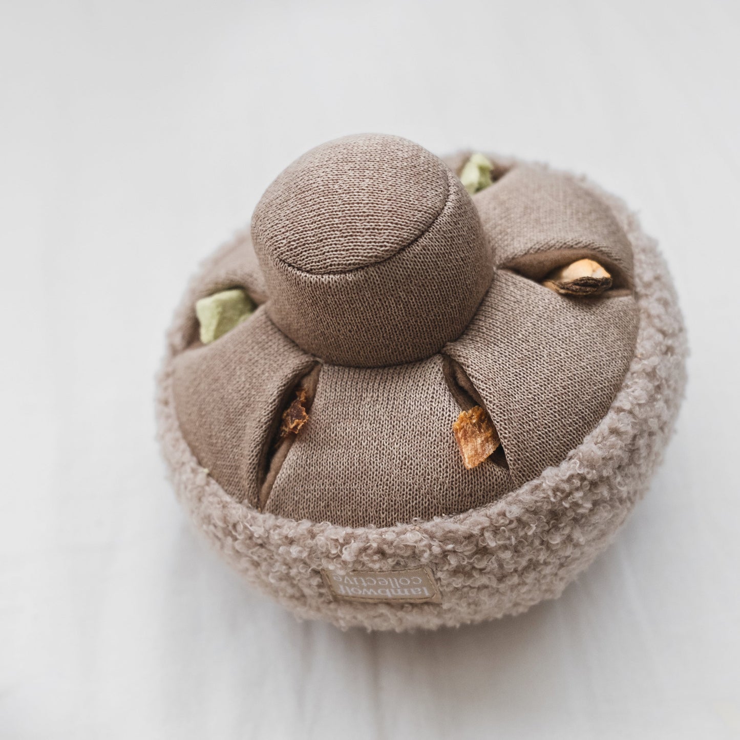 Lambwolf Guu Mushroom | Snuffle Squeaky Toy